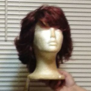 NWT BEAUTIFUL MAHOGANY WIG